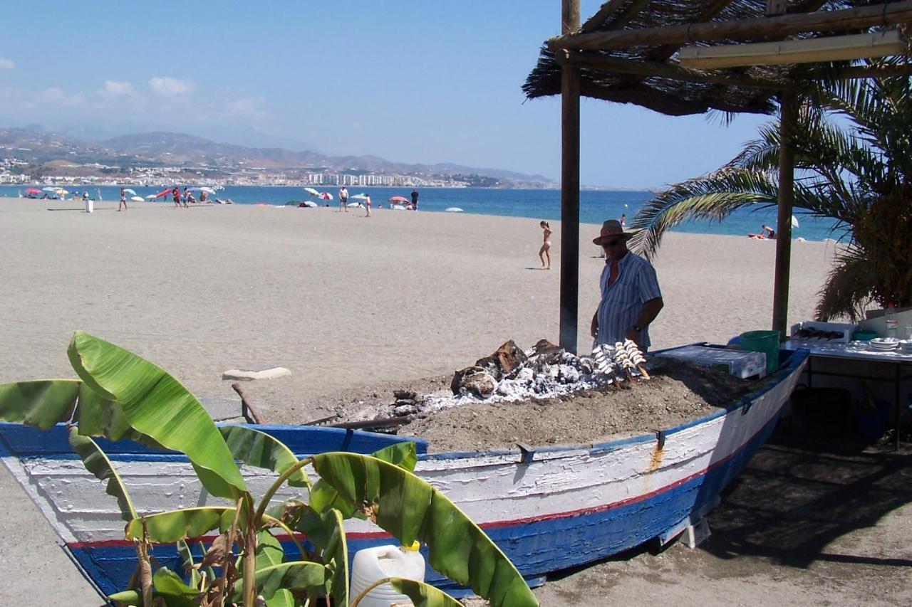 Hostal Mediterraneo Torre Del Mar Eksteriør billede