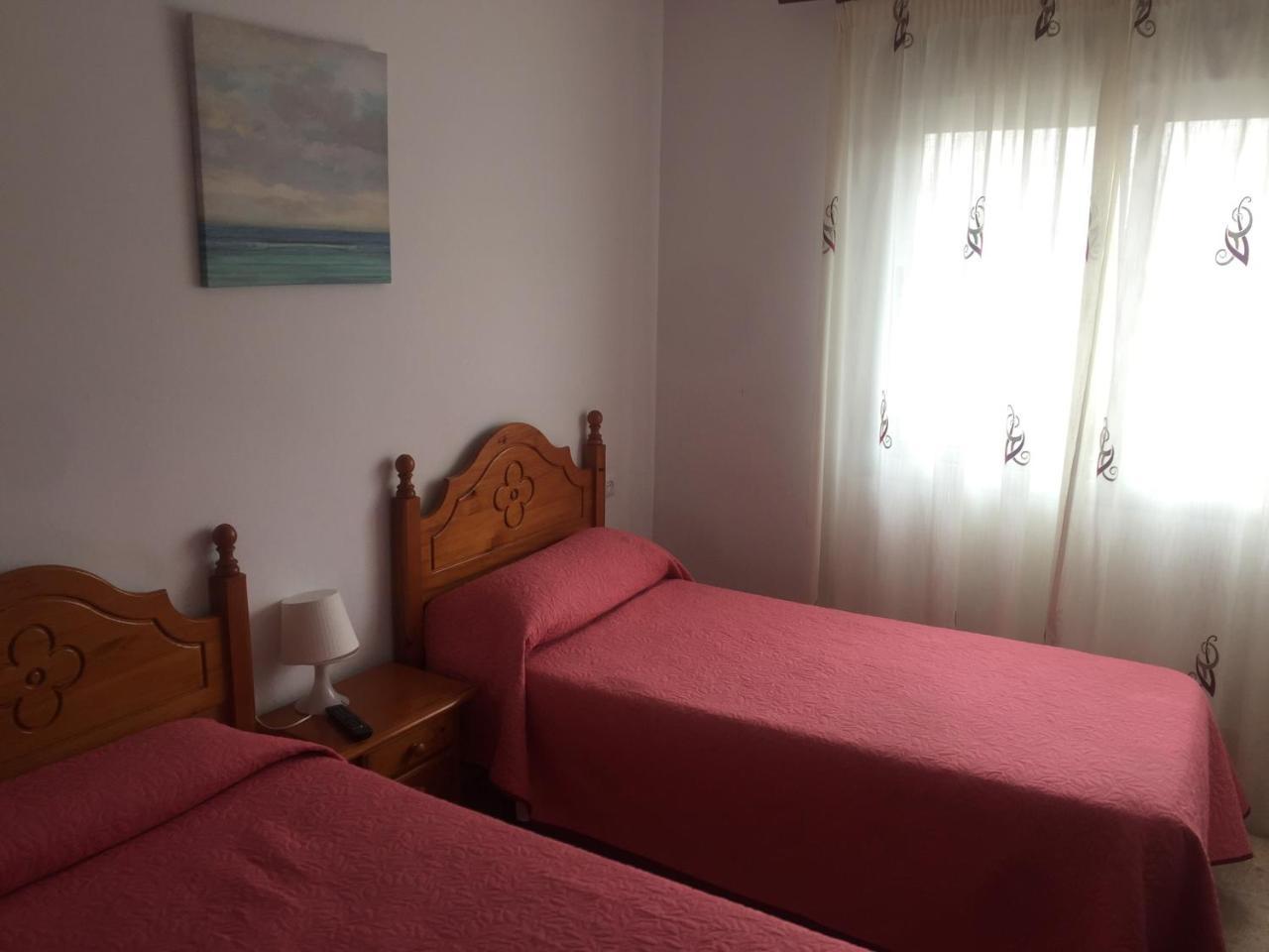 Hostal Mediterraneo Torre Del Mar Eksteriør billede