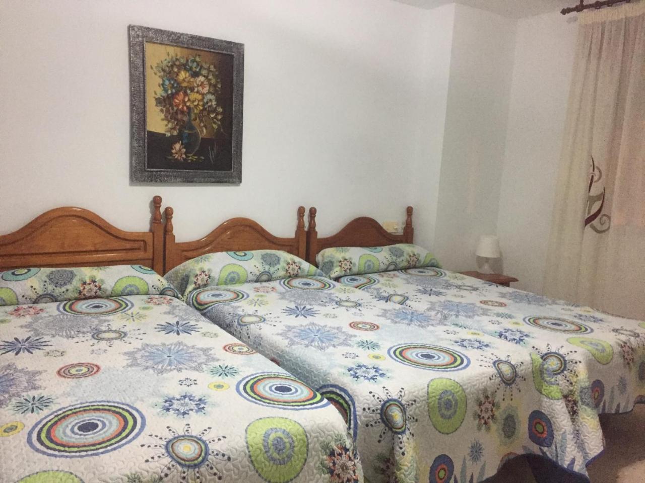 Hostal Mediterraneo Torre Del Mar Eksteriør billede