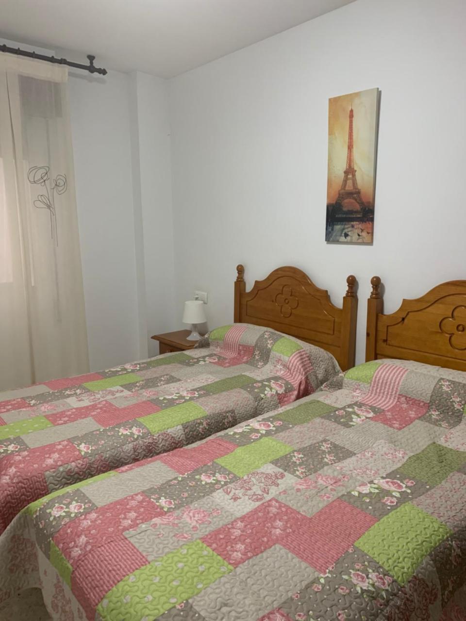 Hostal Mediterraneo Torre Del Mar Eksteriør billede