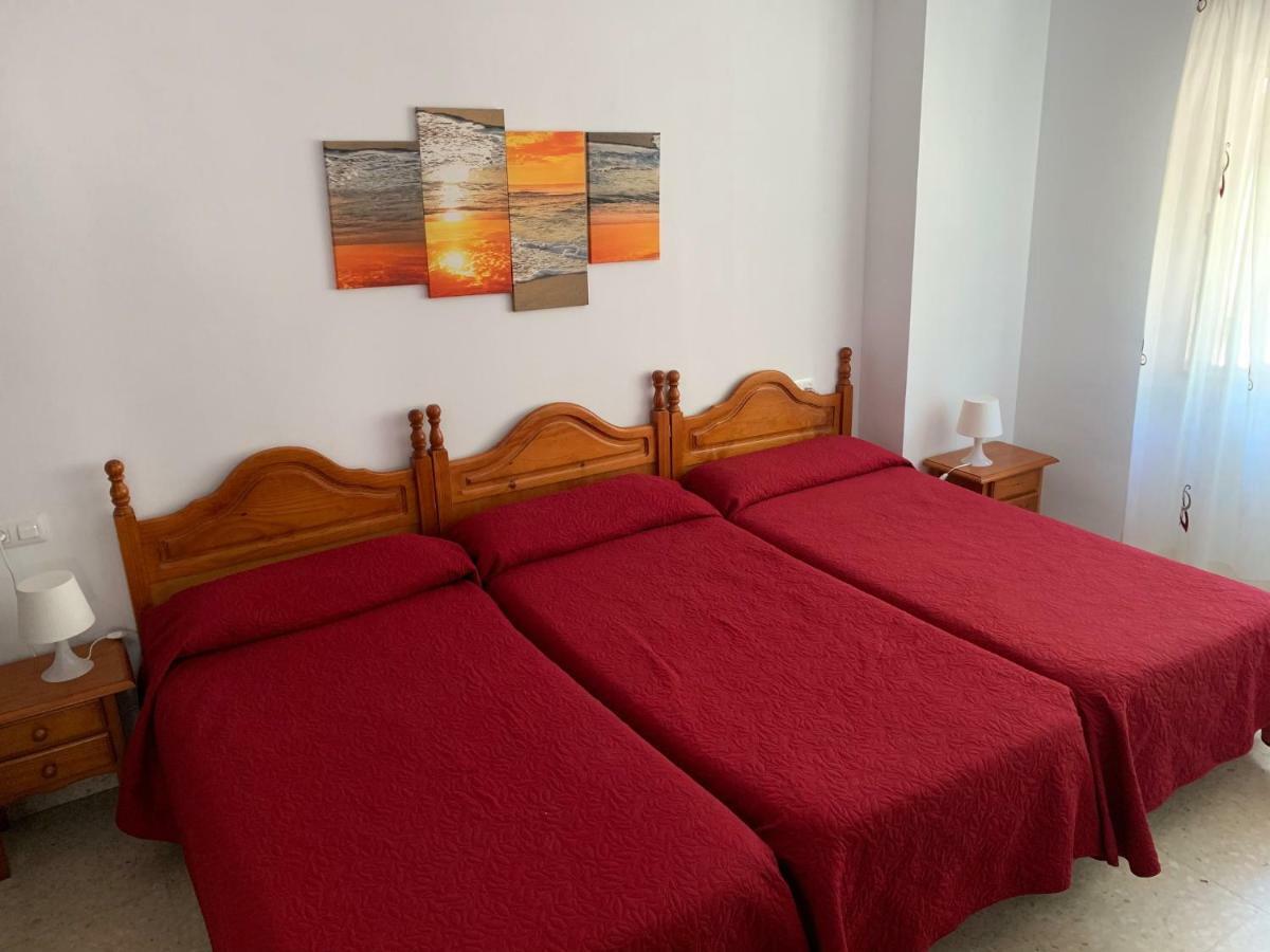 Hostal Mediterraneo Torre Del Mar Eksteriør billede