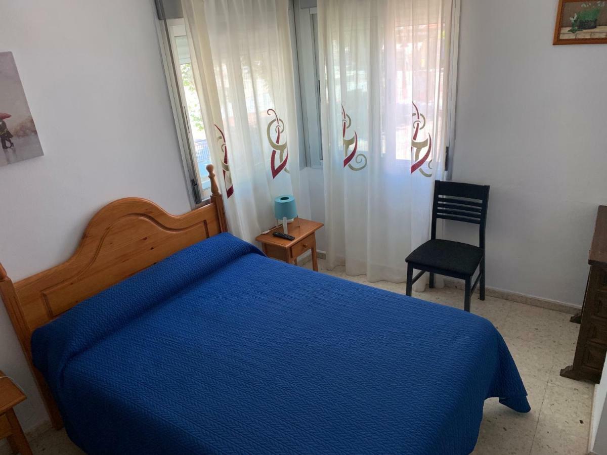 Hostal Mediterraneo Torre Del Mar Eksteriør billede